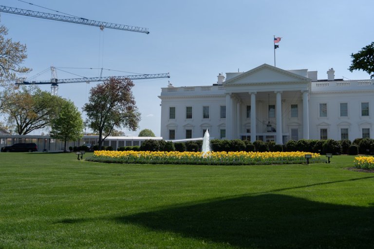 Secret Service investigates reports of gunfire near Lafayette Park across from the White House | iNFOnews.ca