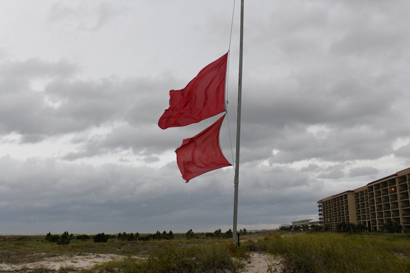 El Niño's storm-killer winds and climate's warming waters in fight over future of Hurricane Isaias | iNFOnews.ca
