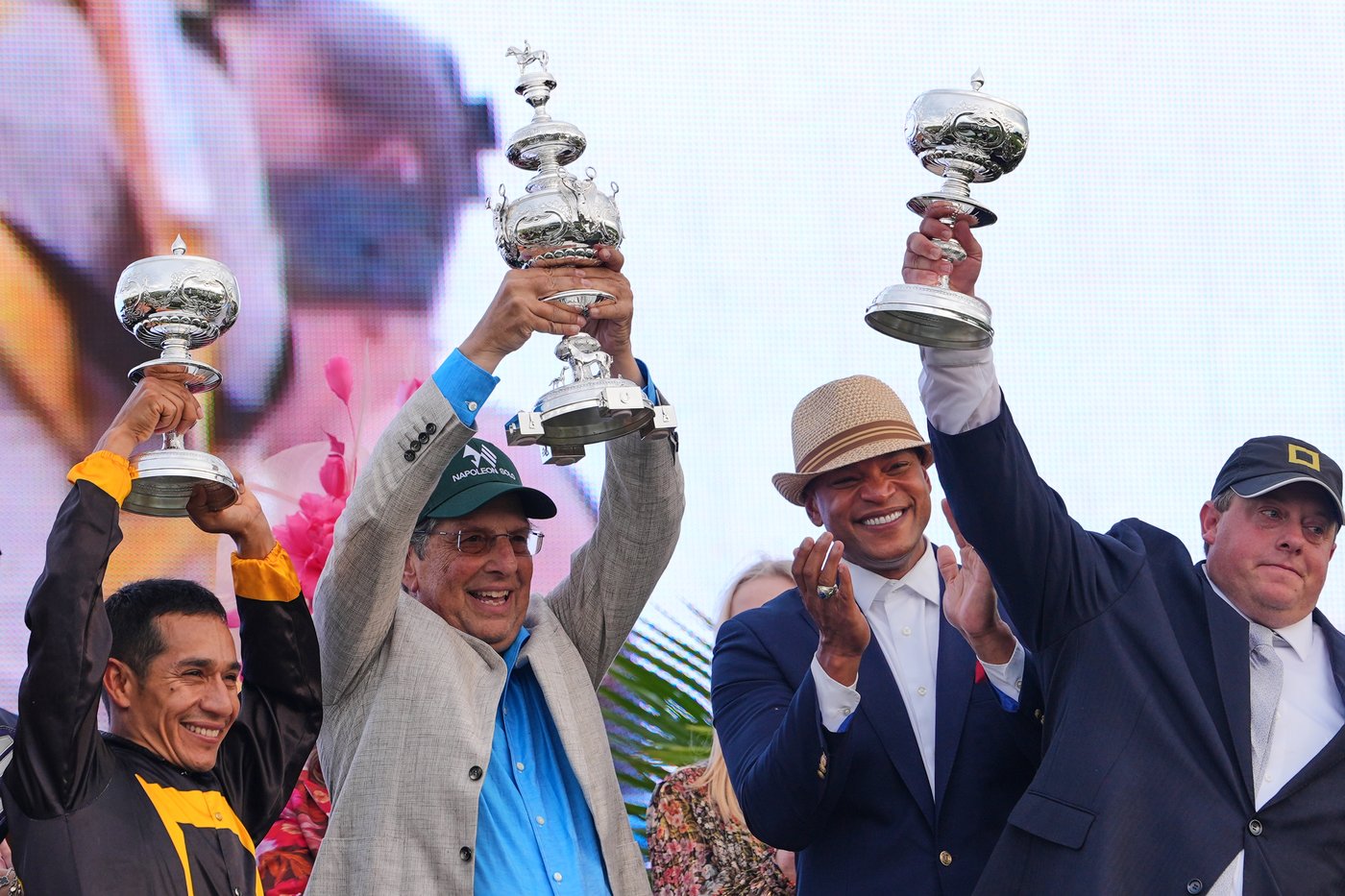 Napoleon Solo holds off Iron Honor by 1 1/4 lengths to win the Preakness at Laurel Park | iNFOnews.ca