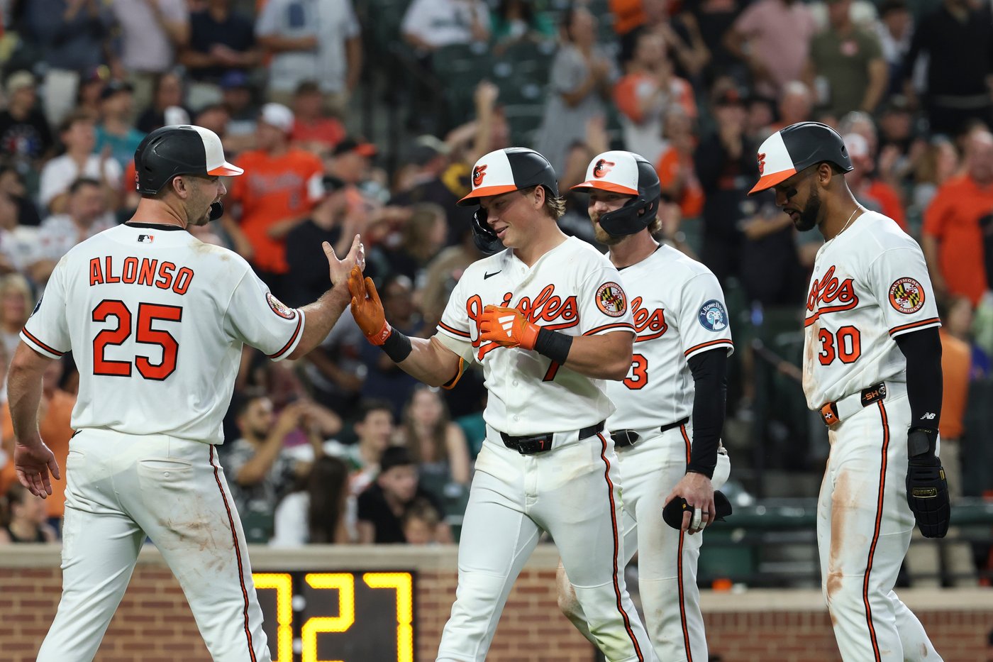 Holliday hits grand slam and Young pitches Orioles past Mariners 7-2 to stop 4-game slide | iNFOnews.ca Holliday hits grand slam and Young pitches Orioles past Mariners 7-2 to stop 4-game slide | iNFOnews.ca