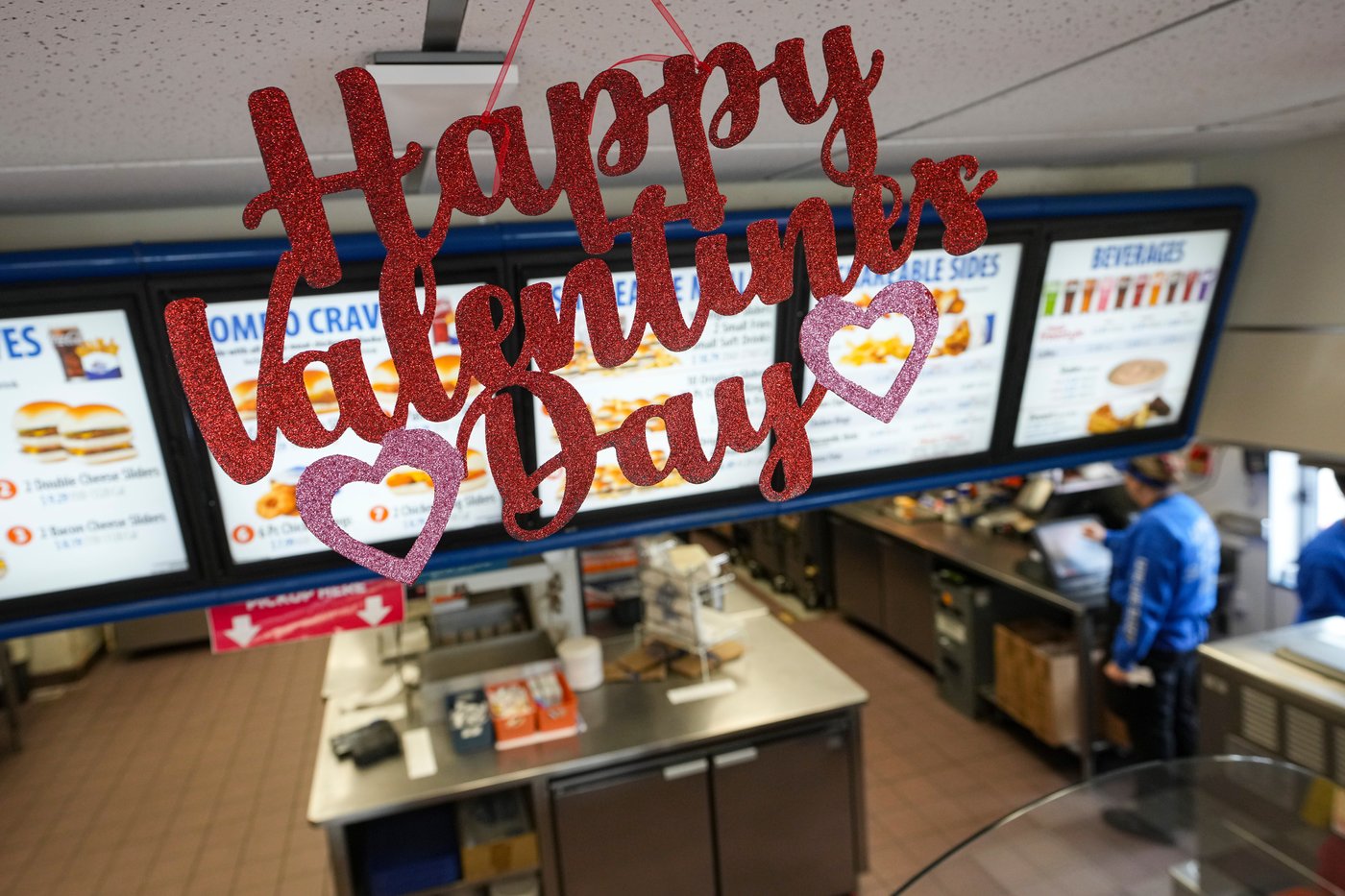 White Castle transforms restaurants for Valentine's Day themed dinners that create memories | iNFOnews.ca