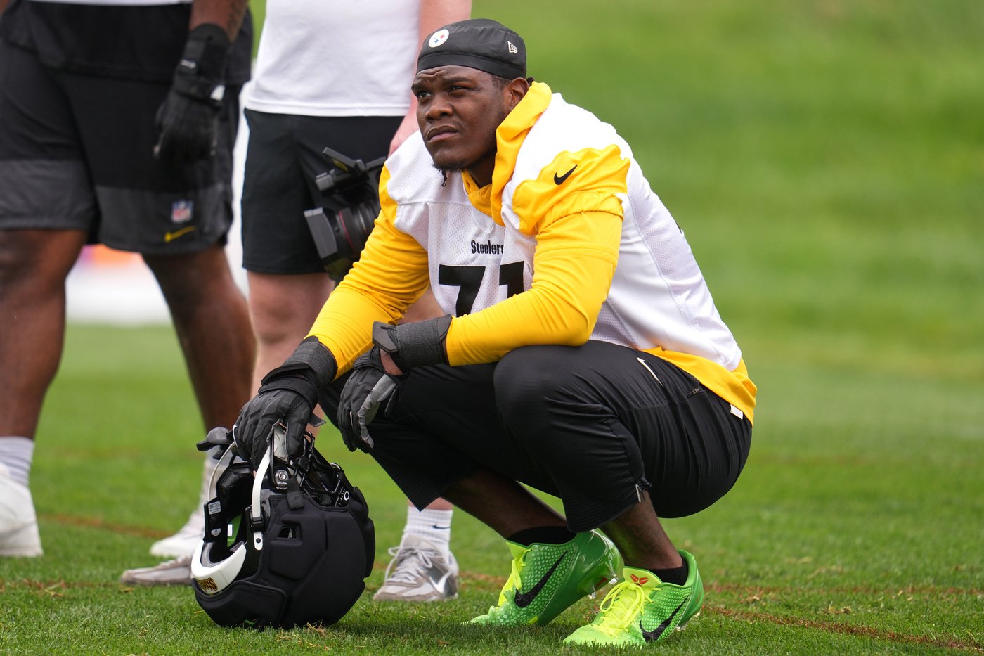 Broderick Jones is not worrying about his future in Pittsburgh, being healthy is enough | iNFOnews.ca Broderick Jones is not worrying about his future in Pittsburgh, being healthy is enough | iNFOnews.ca