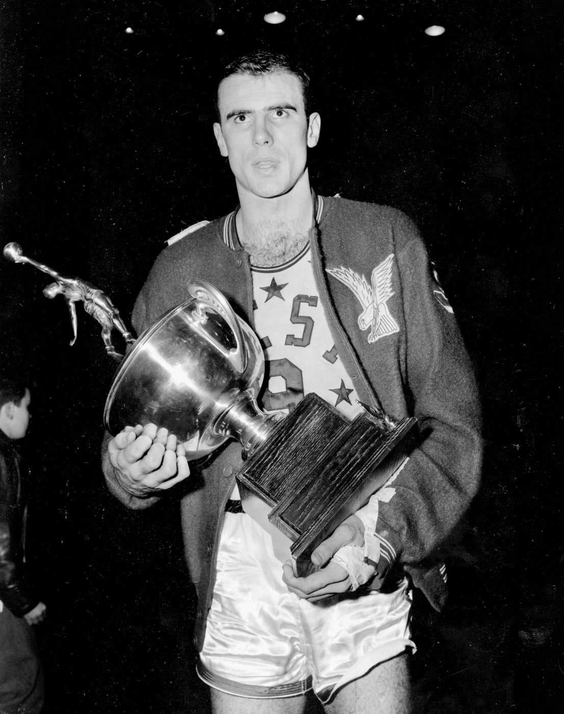 Bob Pettit, imposing Hawks great and first NBA MVP, dies at 93 | iNFOnews.ca