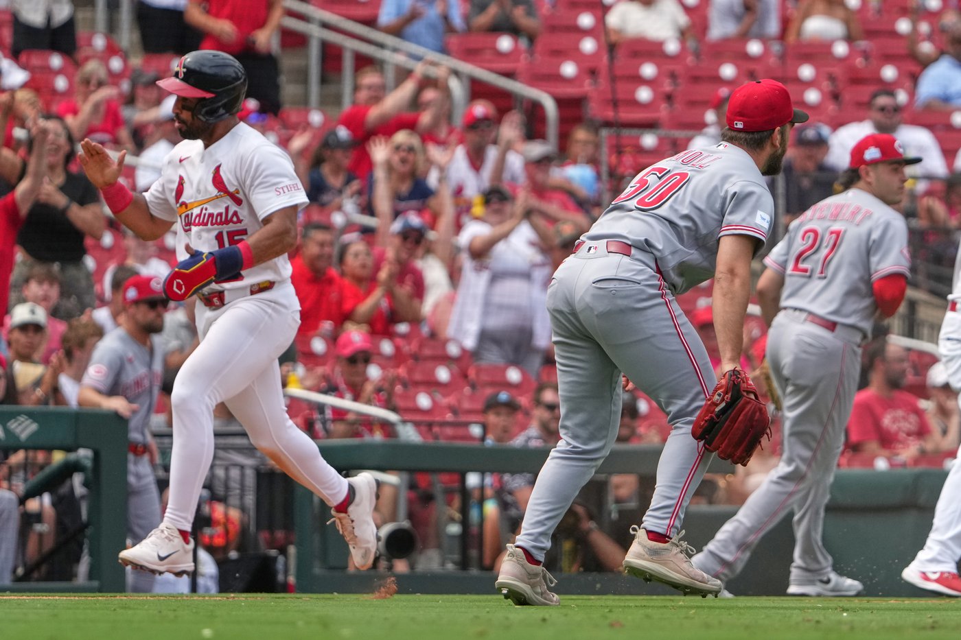 Torres homers, Walker hits RBI double as Cardinals rally past crumbling Reds 5-3 for series sweep | iNFOnews.ca