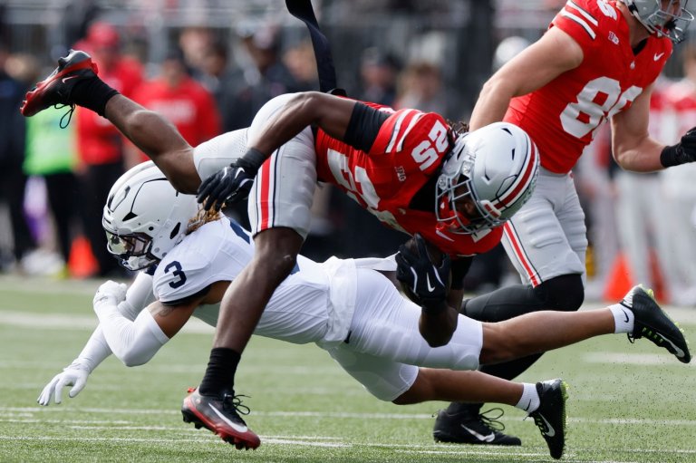 Sayin throws 4 TDs, top-ranked Ohio State takes control in 2nd half for 38-14 win over Penn State | iNFOnews.ca