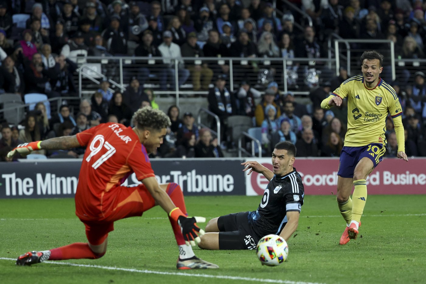 Dayne St. Clair stellar in shootout as Minnesota United completes 1st-round sweep of Real Salt Lake | iNFOnews.ca