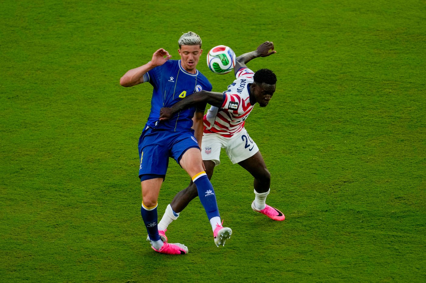 FIFA lifts US star striker Balogun’s red card suspension at World Cup after Trump calls Infantino | iNFOnews.ca FIFA lifts US star striker Balogun’s red card suspension at World Cup after Trump calls Infantino | iNFOnews.ca