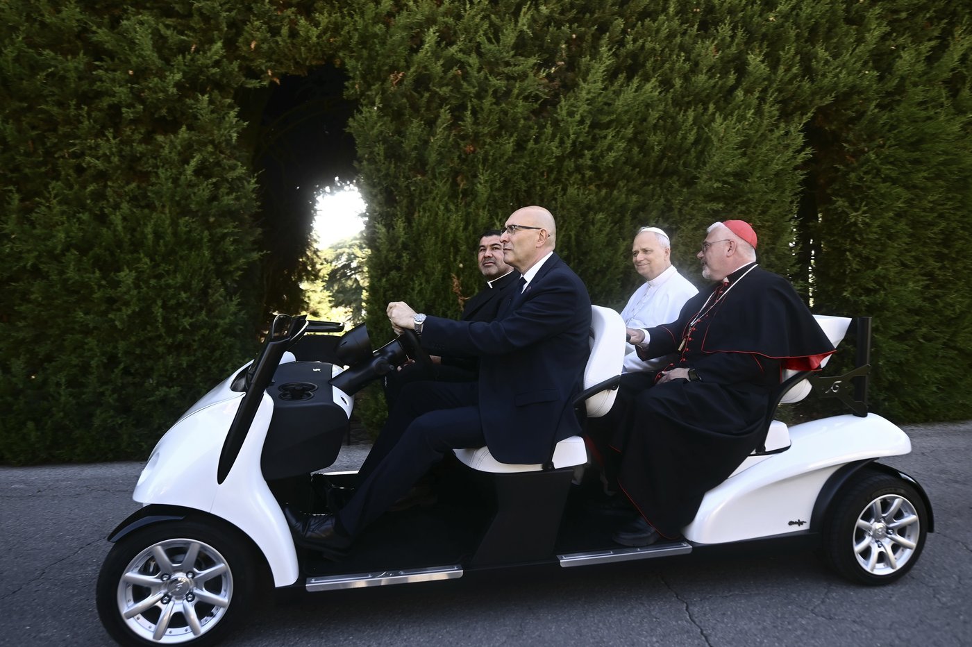 Pope feeds fish as he opens Vatican's ambitious model of sustainable farming and education | iNFOnews.ca