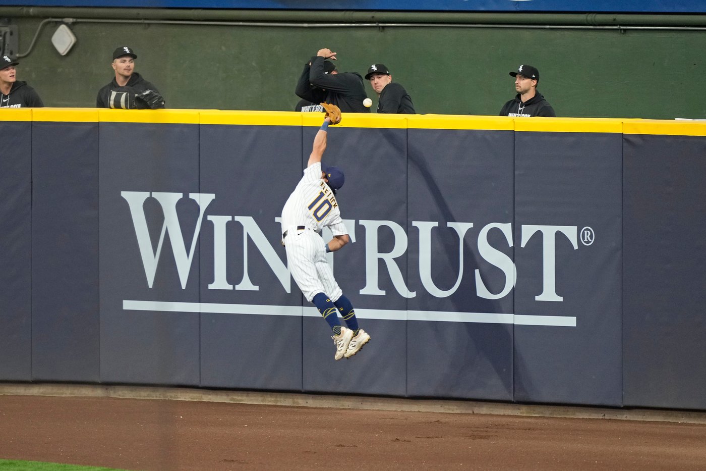 White Sox's Murakami joins Guardians' DeLauter in exclusive club with HRs in first 3 MLB games | iNFOnews.ca White Sox's Murakami joins Guardians' DeLauter in exclusive club with HRs in first 3 MLB games | iNFOnews.ca