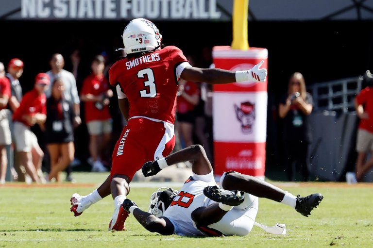 Virginia, N.C. State's Hollywood Smothers and Georgia Tech's Haynes King land ACC midseason awards | iNFOnews.ca