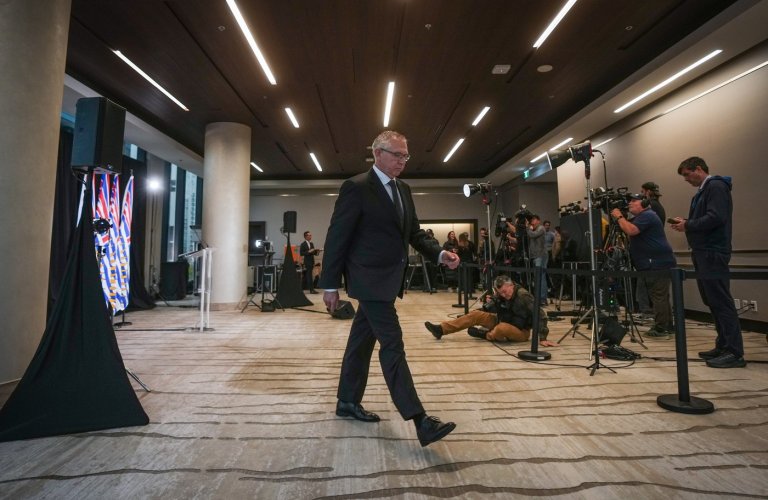 'He's earned it': Conservatives want Doerkson as premier amid constitutional question | iNFOnews.ca