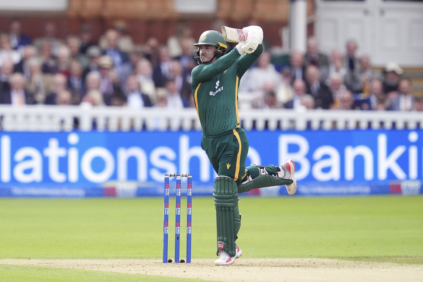 South Africa clinches ODI series against England with exciting 5-run win at Lord's | iNFOnews.ca