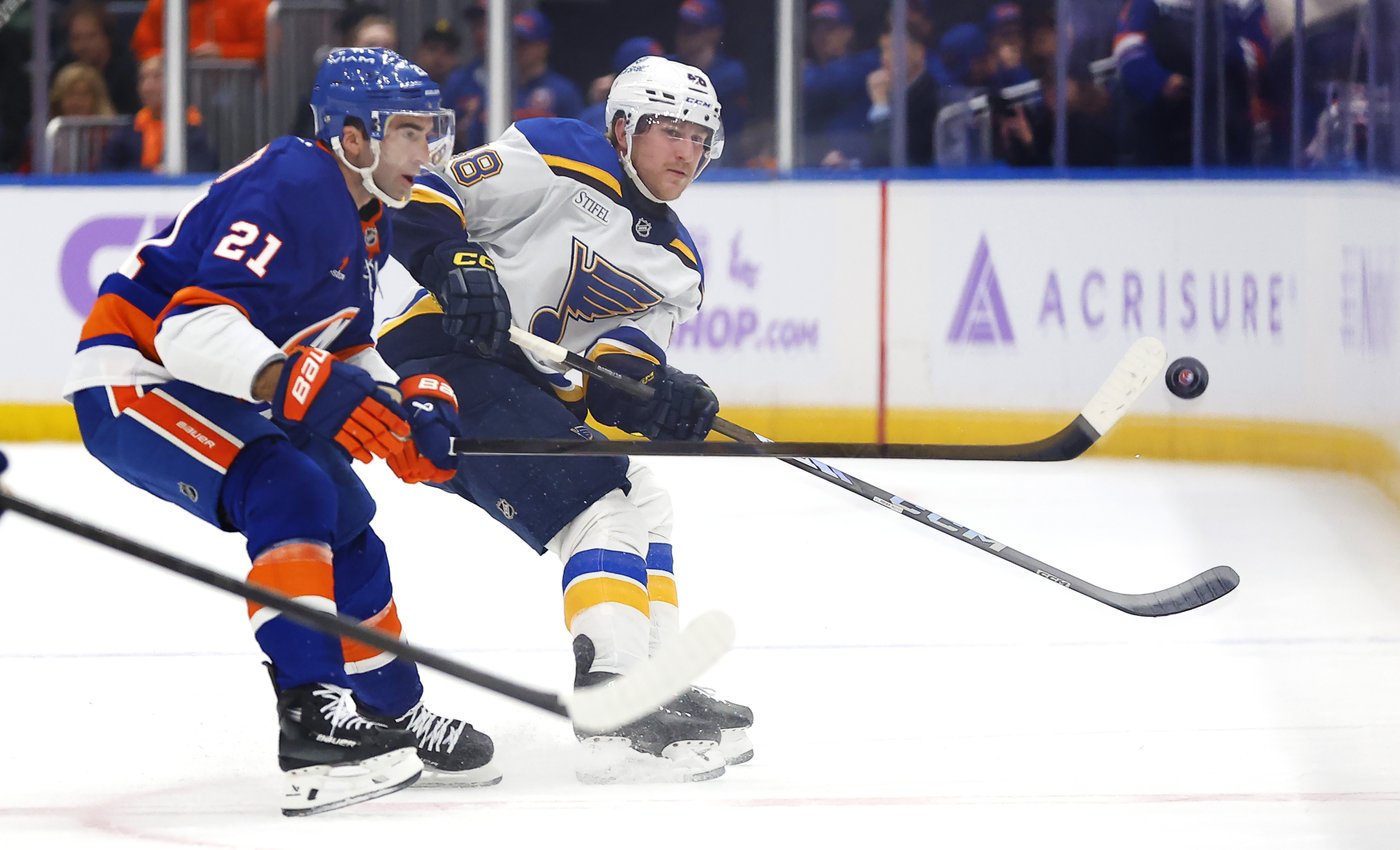 Palmieri, Nelson lead Islanders to 3-1 win over Blues to end three-game skid | iNFOnews.ca