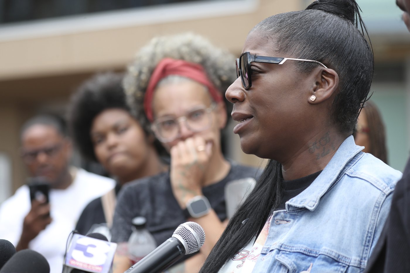 Civil rights leaders say acquittals in Tyre Nichols' death highlight the need for police reform | iNFOnews.ca