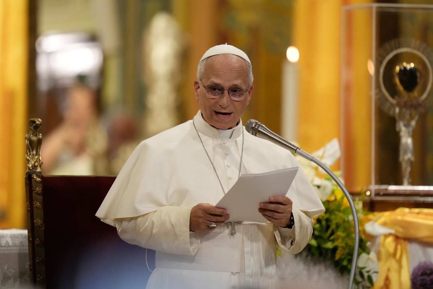 These traditionalist Catholics are defying Pope Leo XIV, and embracing their outsider status | iNFOnews.ca