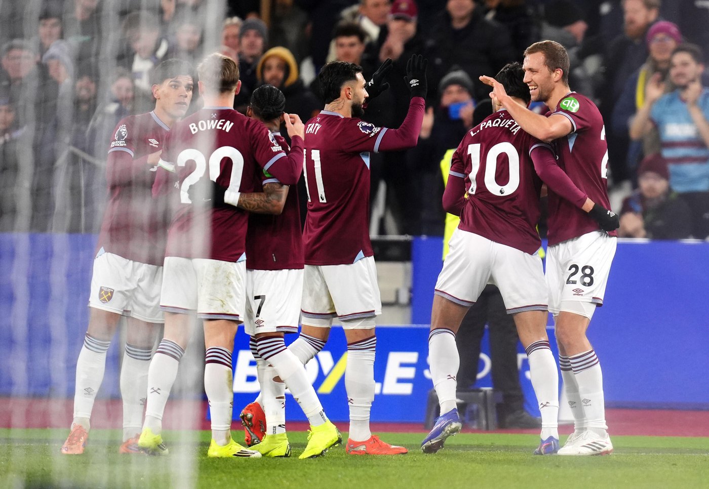 Nottingham Forest seals late 2-1 win at West Ham to pile pressure on former manager Nuno | iNFOnews.ca Nottingham Forest seals late 2-1 win at West Ham to pile pressure on former manager Nuno | iNFOnews.ca