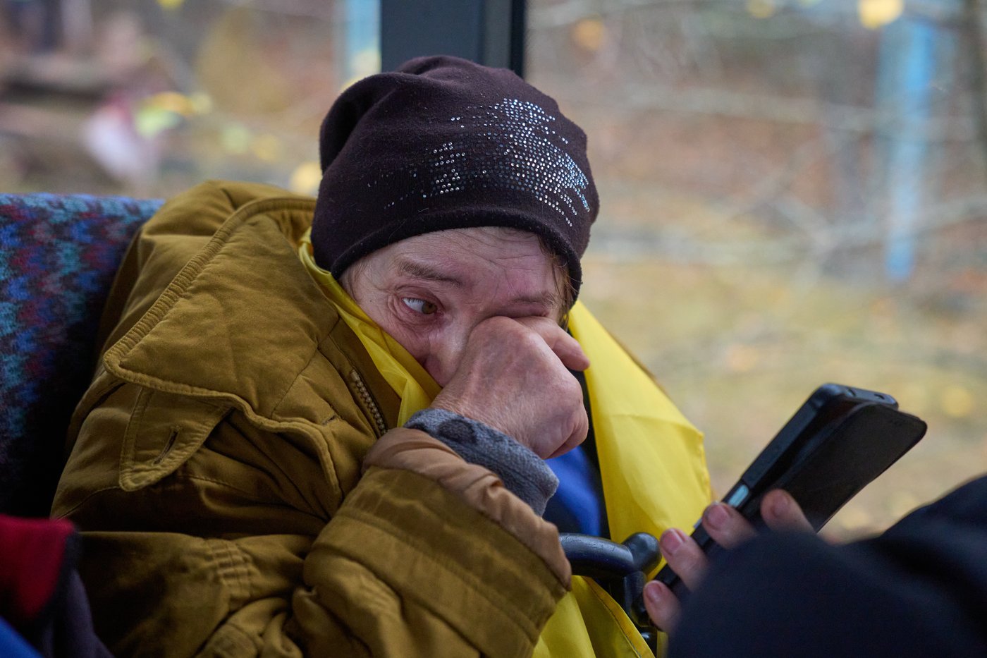 Evacuees reunite with family at the Ukrainian-Belarusian border after fleeing Oleshky | iNFOnews.ca Evacuees reunite with family at the Ukrainian-Belarusian border after fleeing Oleshky | iNFOnews.ca