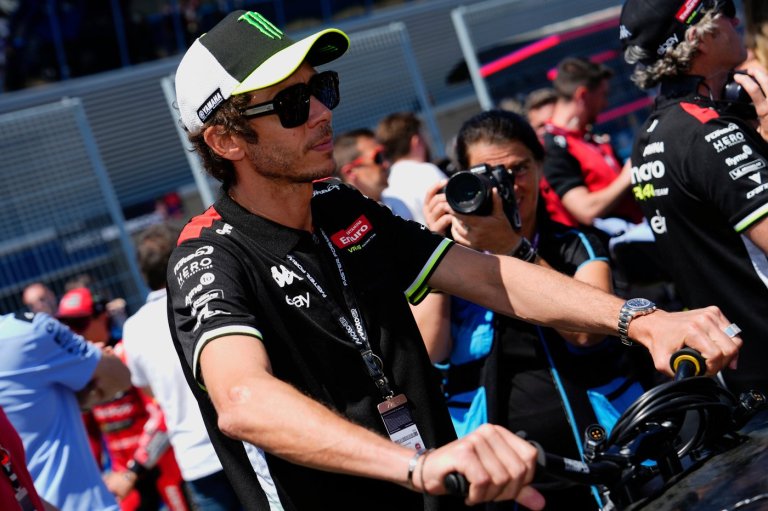 Valentino Rossi passes on McLaren's Indy 500 seat, Ryan Hunter-Reay steps in | iNFOnews.ca