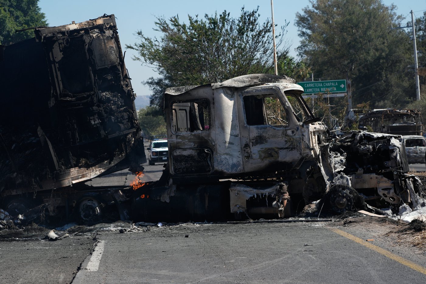 Soldiers keep up clash with cartel gunmen a day after Mexico's military killed top drug lord | iNFOnews.ca Soldiers keep up clash with cartel gunmen a day after Mexico's military killed top drug lord | iNFOnews.ca