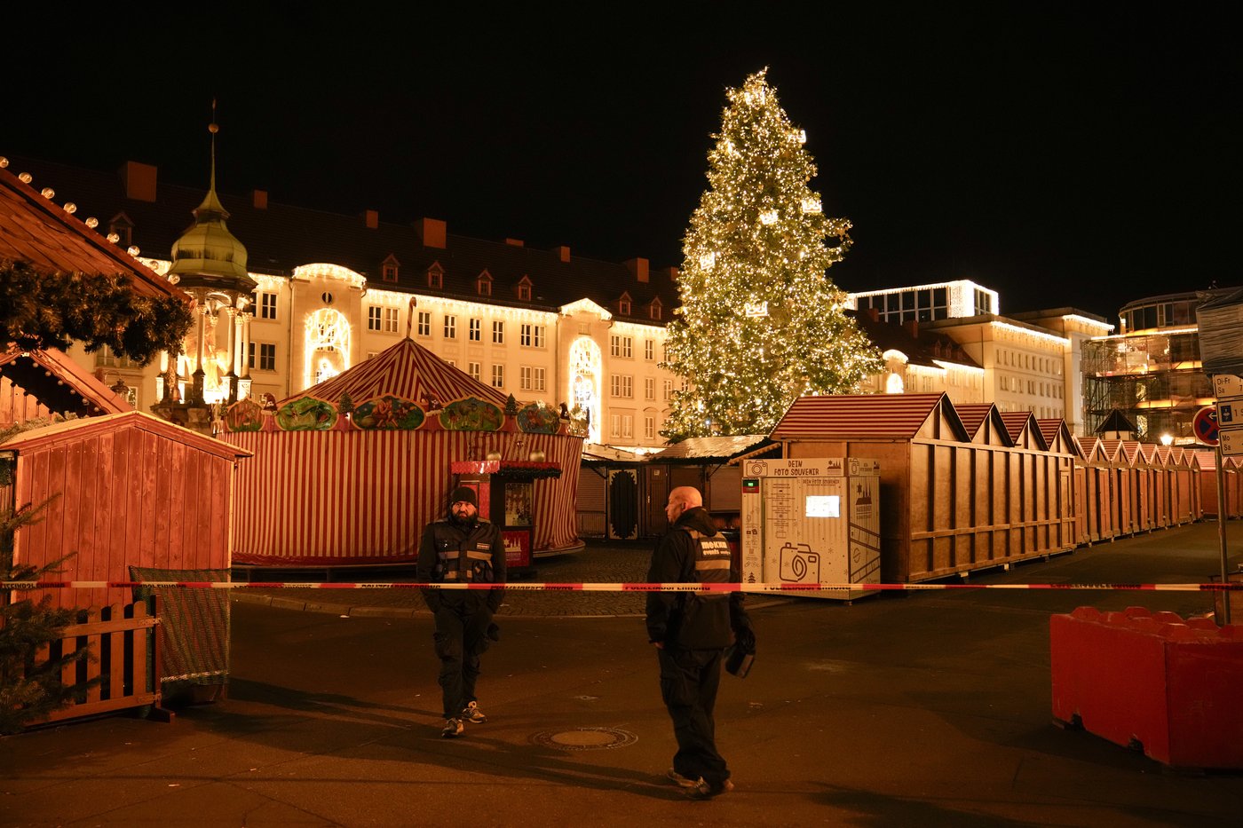 At least 2 dead and 60 hurt after a car drives into a German Christmas market in a suspected attack | iNFOnews.ca At least 2 dead and 60 hurt after a car drives into a German Christmas market in a suspected attack | iNFOnews.ca