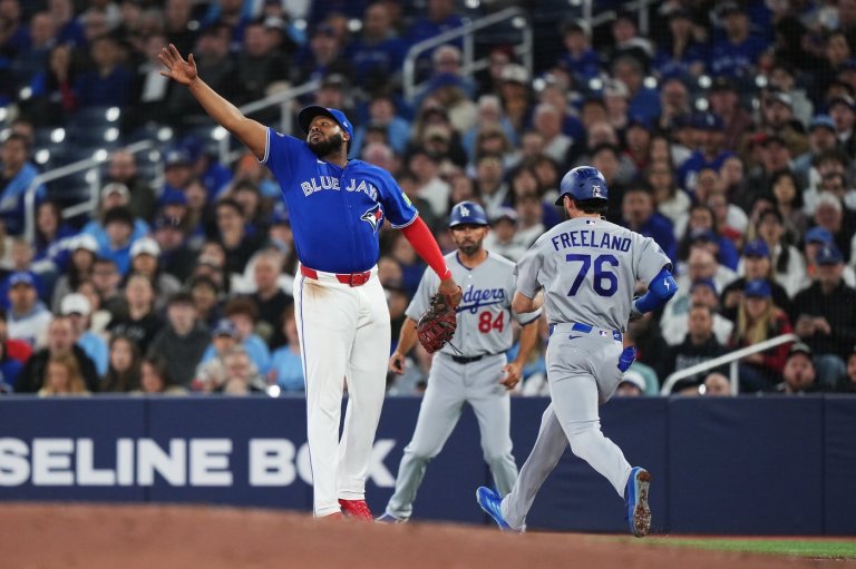 Toronto Blue Jays fall to Los Angeles Dodgers for sixth straight loss | iNFOnews.ca