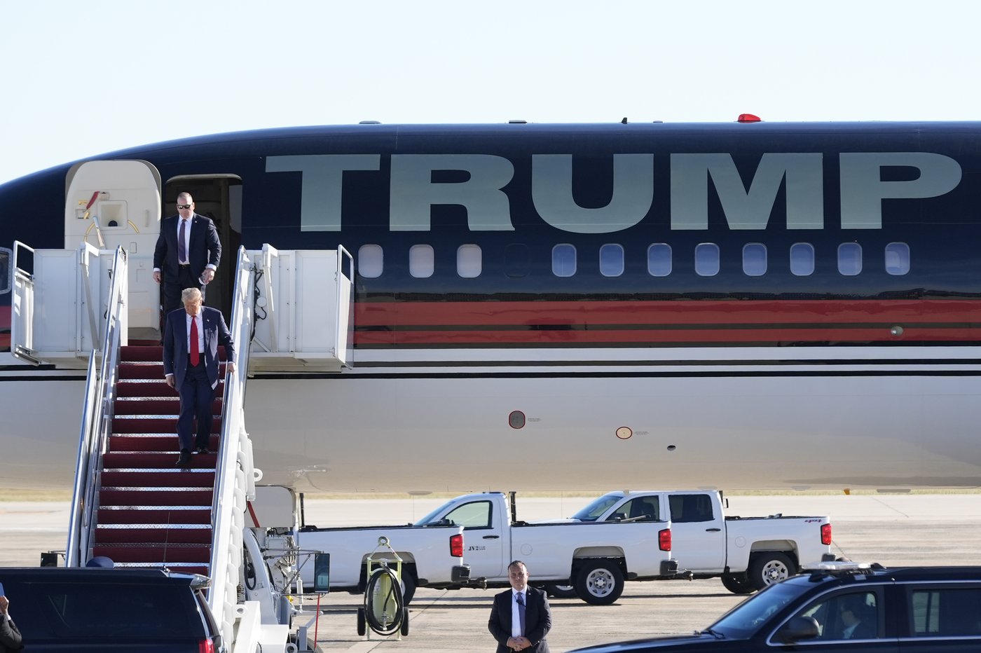 Trump returns to Washington vowing a smooth transition -- something he didn't ensure four years ago | iNFOnews.ca