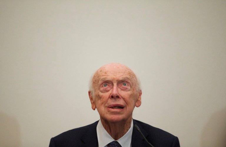 James Watson, co-discoverer of the double-helix shape of DNA, has died at age 97 | iNFOnews.ca