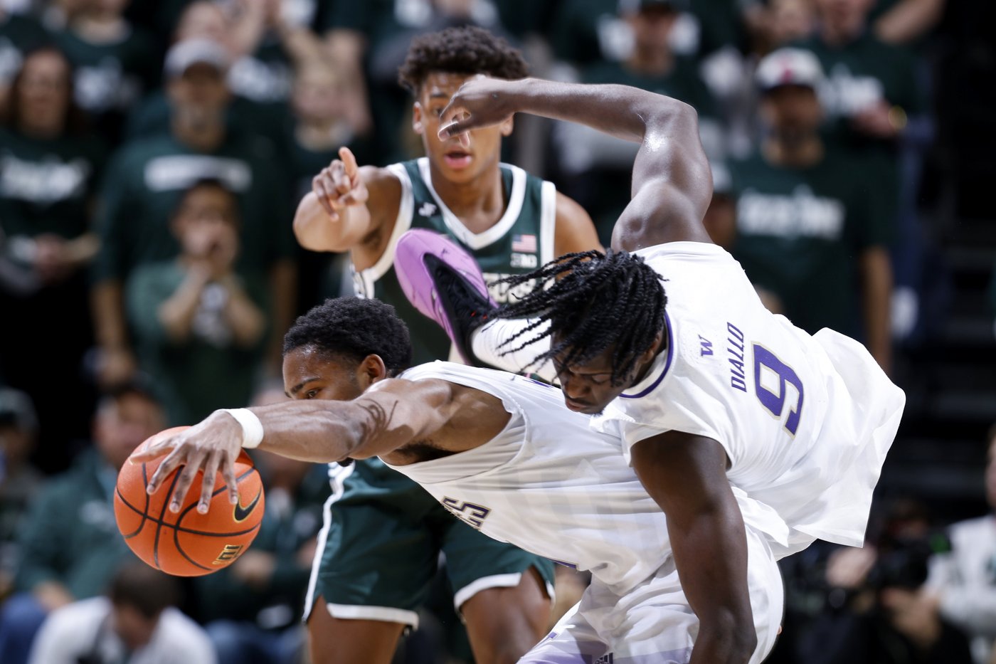 Akins scores 20 points as No. 16 Michigan State overwhelms Washington 88-54 | iNFOnews.ca Akins scores 20 points as No. 16 Michigan State overwhelms Washington 88-54 | iNFOnews.ca