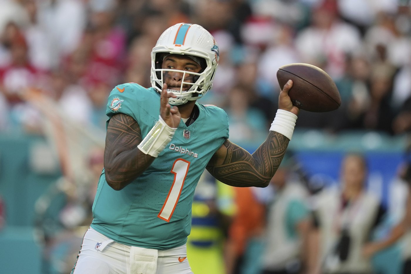 Dolphins downgrade QB Tua Tagovailoa to doubtful with hip injury ahead of Sunday's game vs Browns | iNFOnews.ca Dolphins downgrade QB Tua Tagovailoa to doubtful with hip injury ahead of Sunday's game vs Browns | iNFOnews.ca