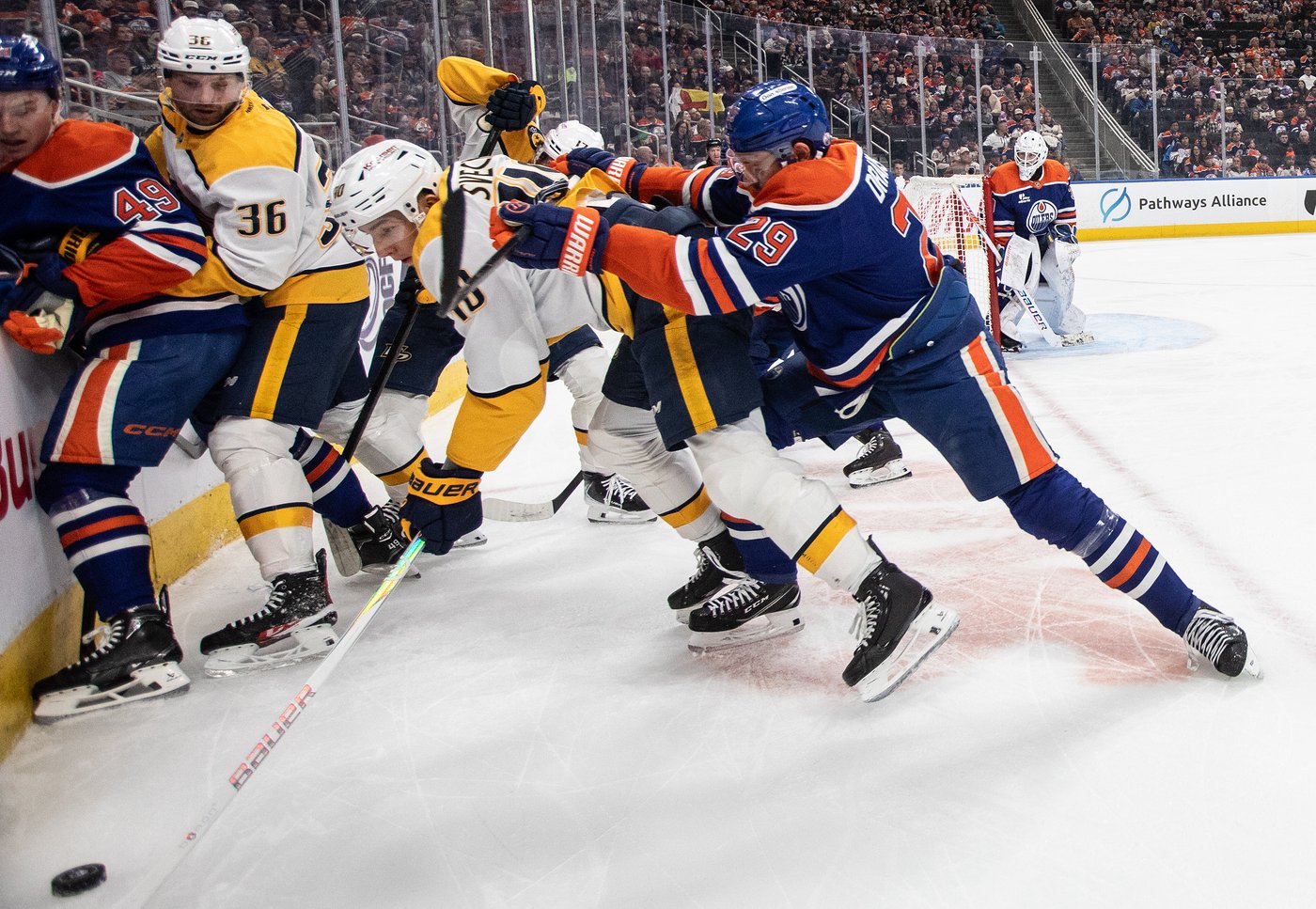 McDavid nets hat trick as Oilers drill Predators 6-2 | iNFOnews.ca McDavid nets hat trick as Oilers drill Predators 6-2 | iNFOnews.ca