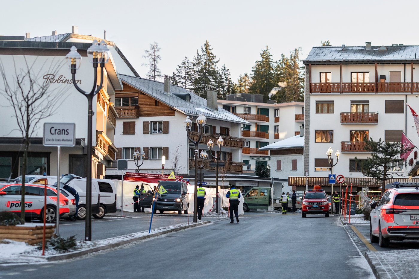 About 40 people dead and 115 injured in fire at Swiss Alpine bar during New Year's celebration | iNFOnews.ca