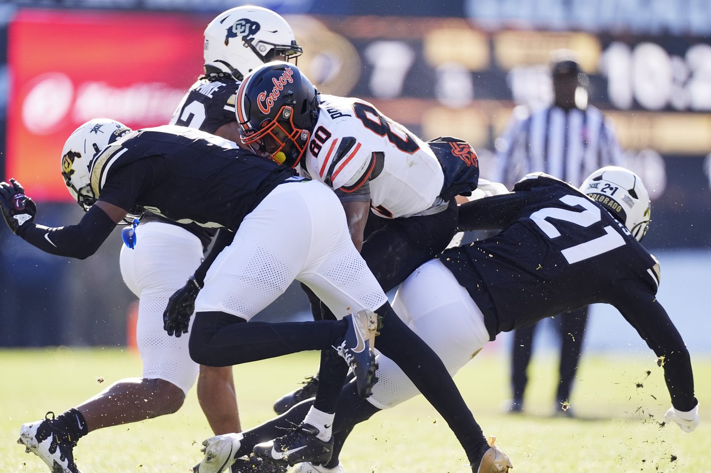 Hunter's big game bolsters Heisman hopes as No. 23 Colorado rolls to 52-0 win over Oklahoma State | iNFOnews.ca
