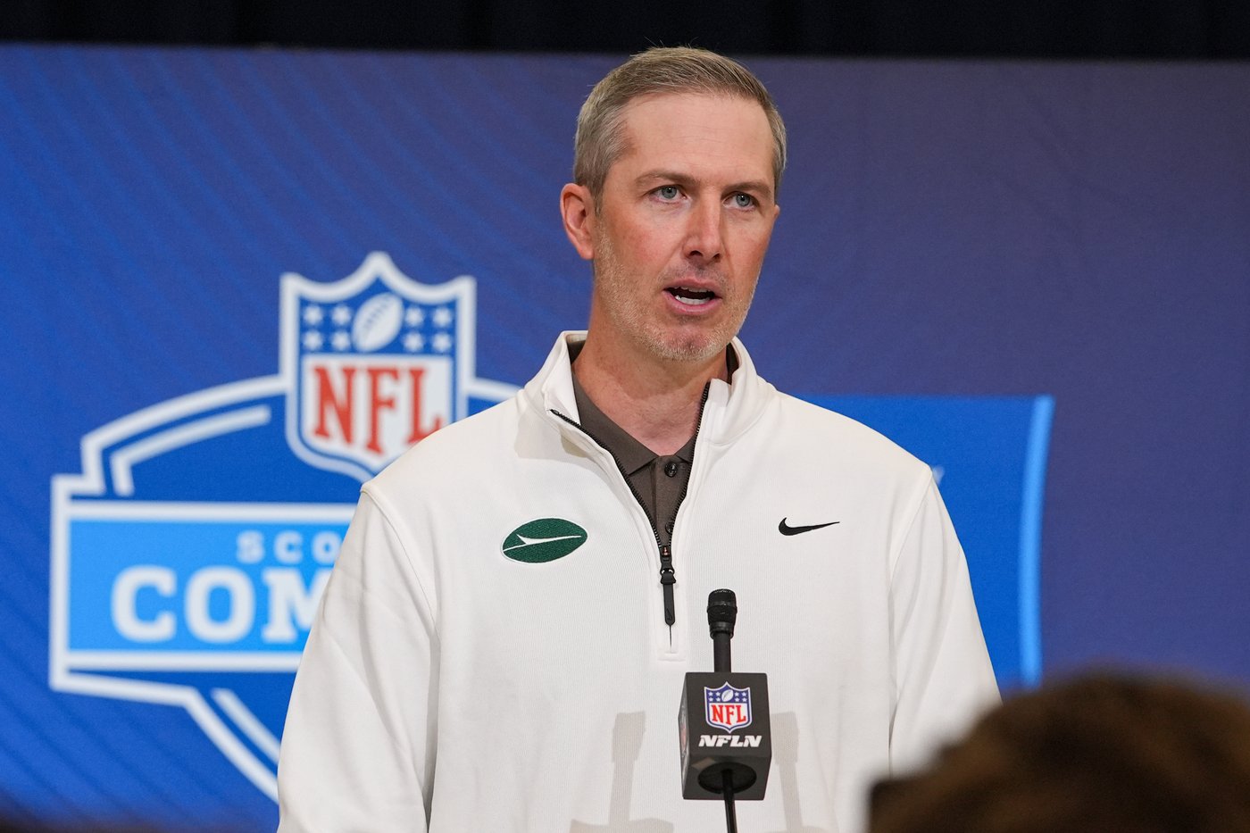 Jets plan to keep Hall, while futures for Walker and Montgomery remain uncertain | iNFOnews.ca Jets plan to keep Hall, while futures for Walker and Montgomery remain uncertain | iNFOnews.ca