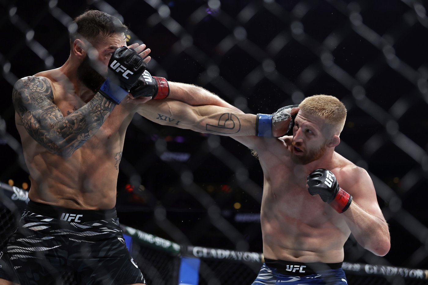 Jon Jones sends Stipe Miocic into retirement with decisive UFC heavyweight win in front of Trump | iNFOnews.ca Jon Jones sends Stipe Miocic into retirement with decisive UFC heavyweight win in front of Trump | iNFOnews.ca