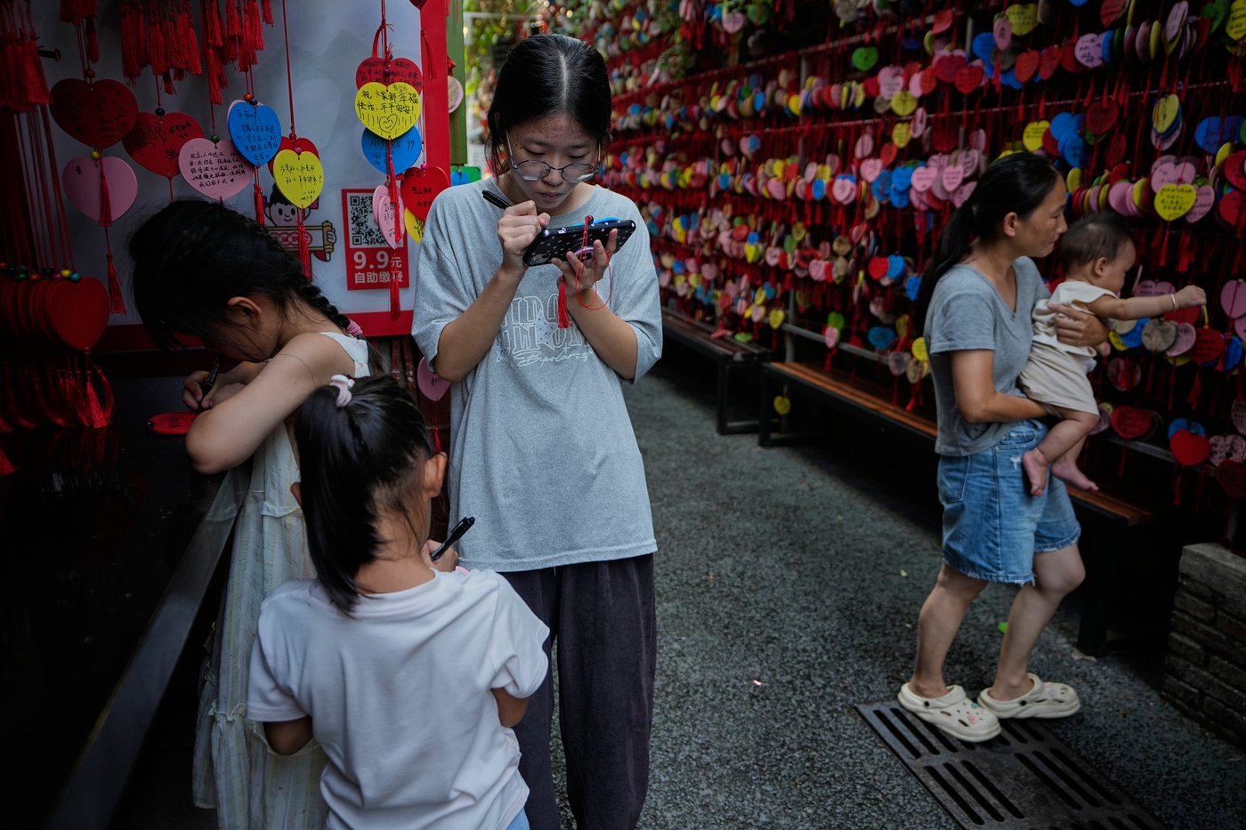Daily life around the world, in photos | iNFOnews.ca