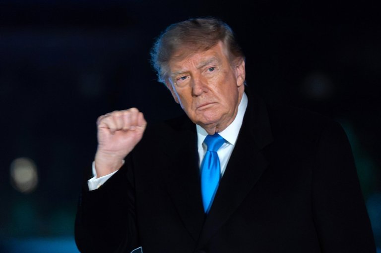 Trump hasn't committed to repaying federal funds already spent on ads, a White House official says | iNFOnews.ca