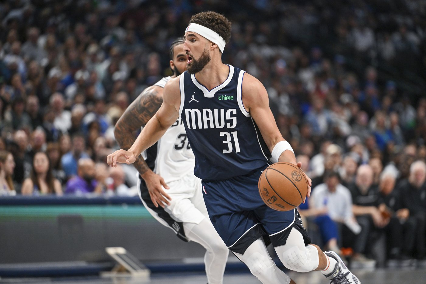 Klay Thompson sets 3s record for Dallas debut in Mavs win after 13 seasons with Warriors | iNFOnews.ca