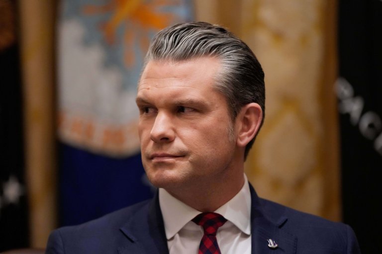 Hegseth defends strikes on alleged cartel boats, says Trump can order use of force 'as he sees fit' | iNFOnews.ca