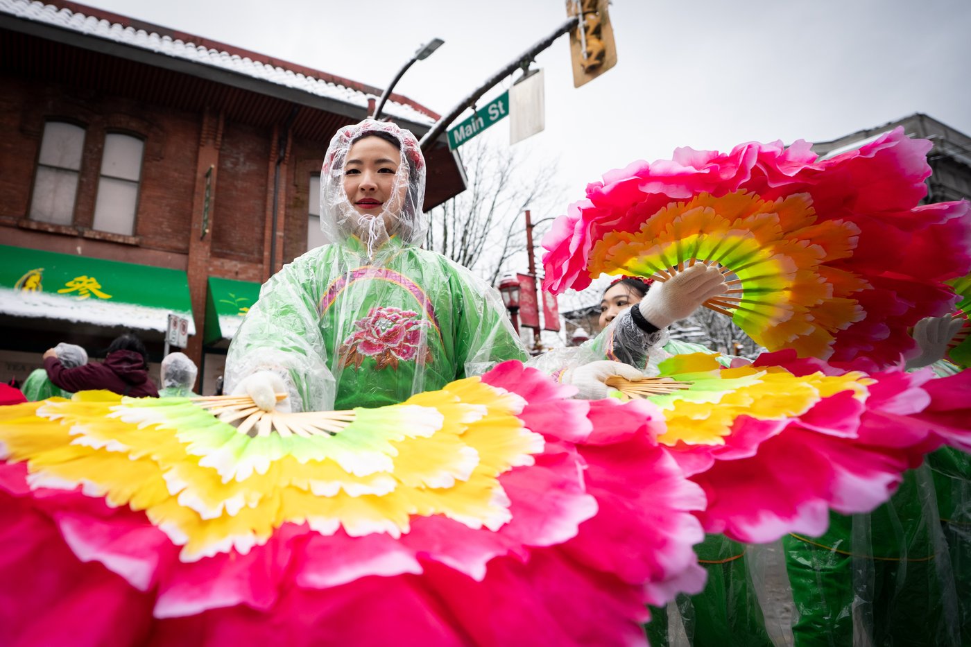 How three sisters honour mother's legacy at Vancouver's Lunar New Year parade | iNFOnews.ca