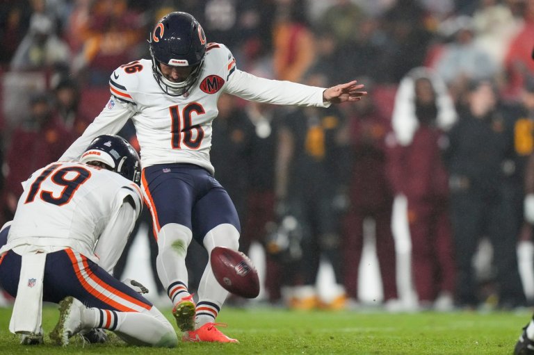 Bears edge Commanders 25-24 on Moody's last-second field goal | iNFOnews.ca