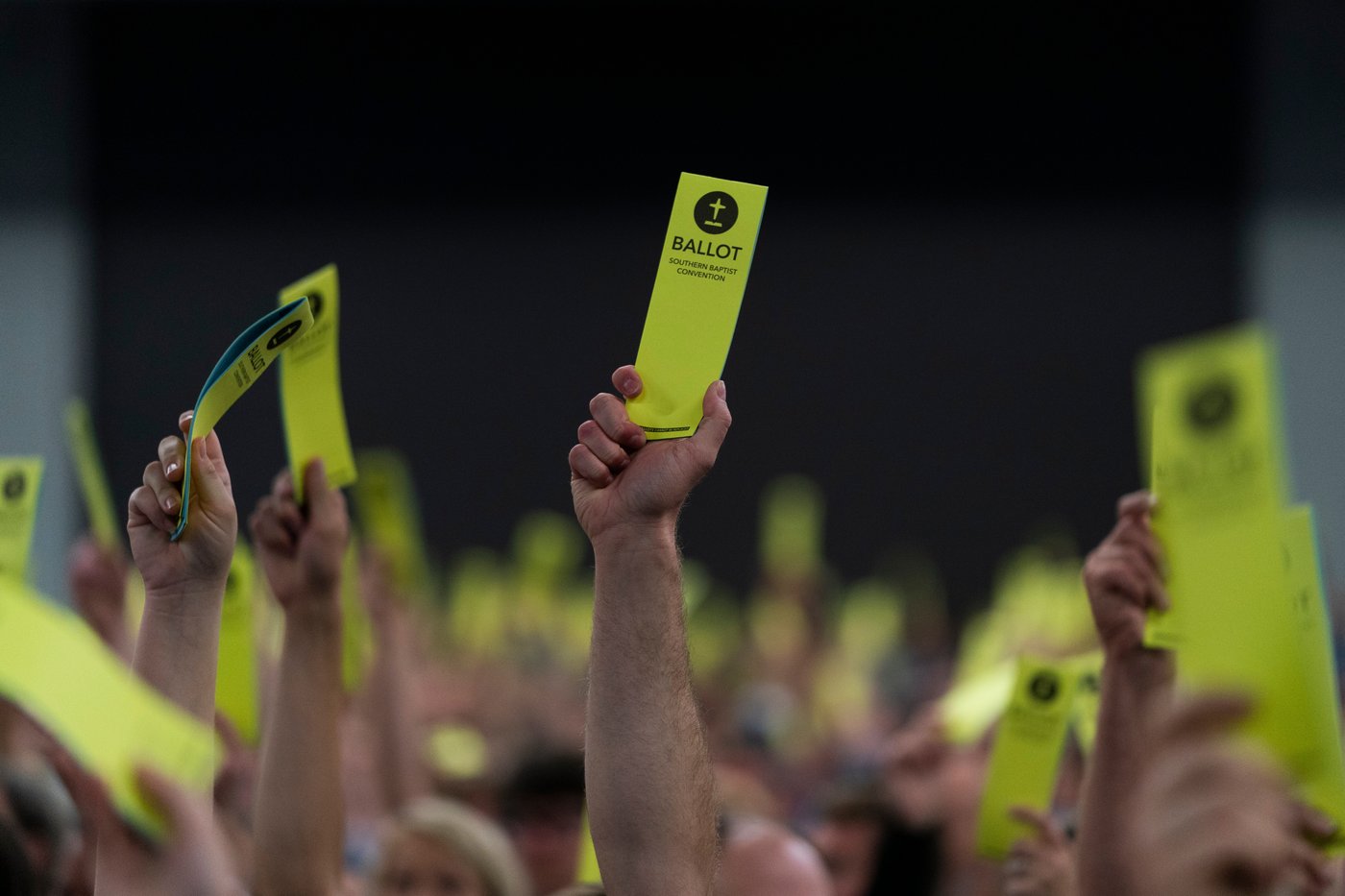 Southern Baptist Convention weighs stricter ban on churches with women pastors | iNFOnews.ca Southern Baptist Convention weighs stricter ban on churches with women pastors | iNFOnews.ca