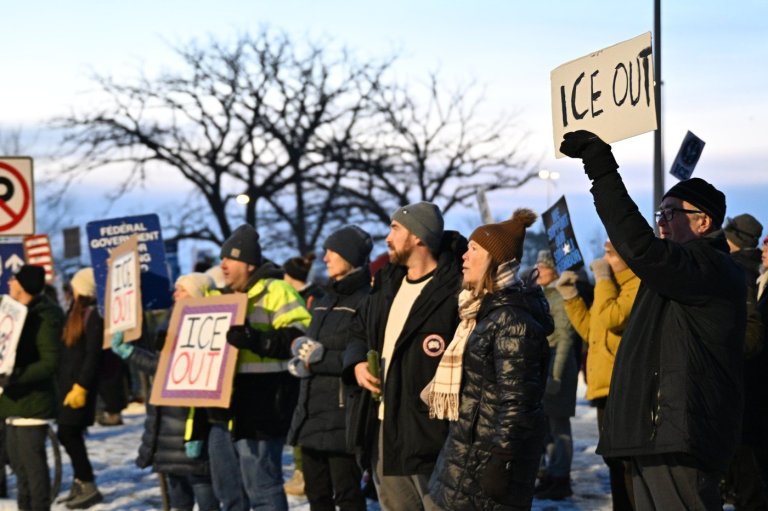 The Latest: Protesters gather outside Minneapolis immigration court after ICE officer kills driver | iNFOnews.ca