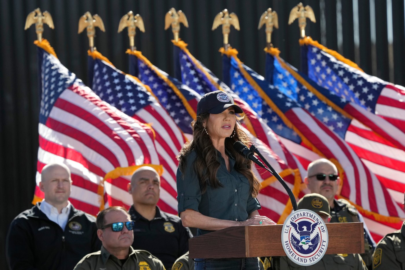 Judge nixes latest policy requiring 7 days' notice for Congress members to visit ICE facilities | iNFOnews.ca