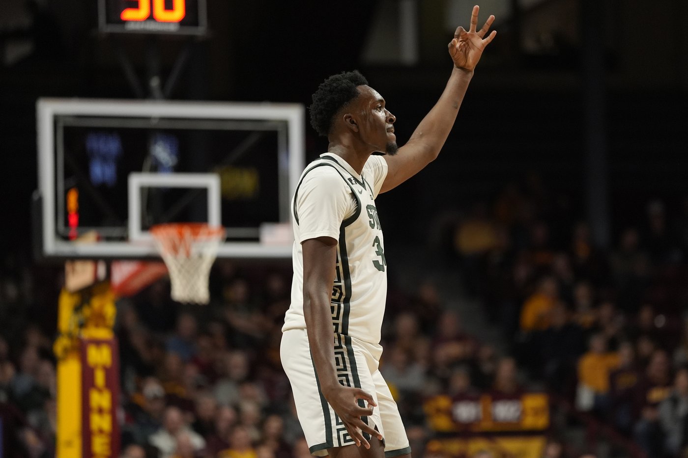 Carr scores 12, Kohler has double-double and Michigan State beats Minnesota 90-72 in Big Ten opener | iNFOnews.ca Carr scores 12, Kohler has double-double and Michigan State beats Minnesota 90-72 in Big Ten opener | iNFOnews.ca