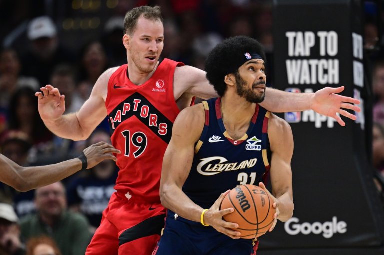Film School: Raptors do deep dive on Game 1 loss to prepare for Cavaliers | iNFOnews.ca