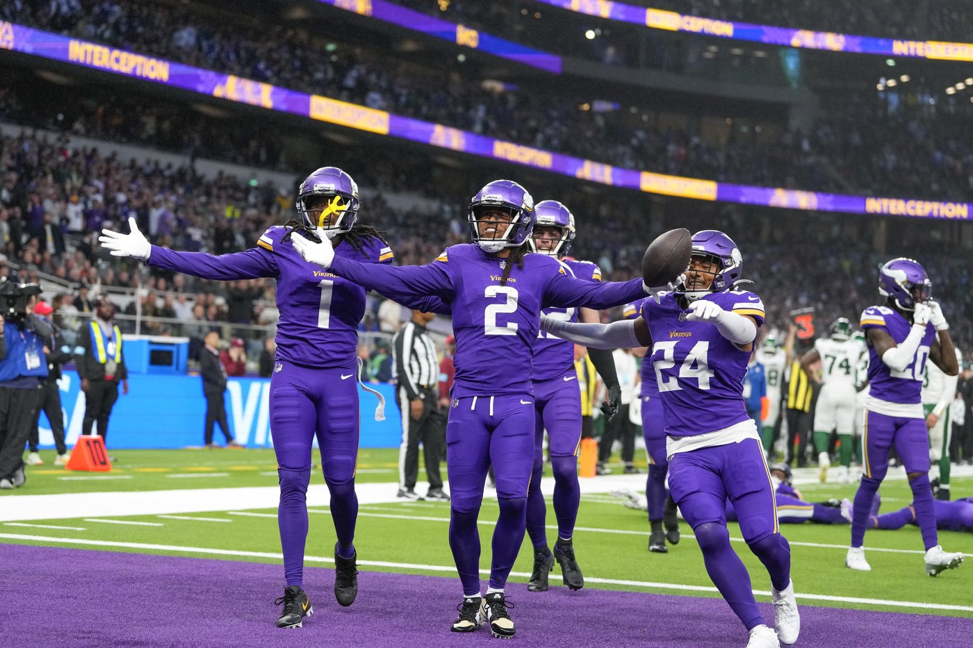 The Vikings remained undefeated by offsetting some offensive struggles with more fierce defense | iNFOnews.ca The Vikings remained undefeated by offsetting some offensive struggles with more fierce defense | iNFOnews.ca