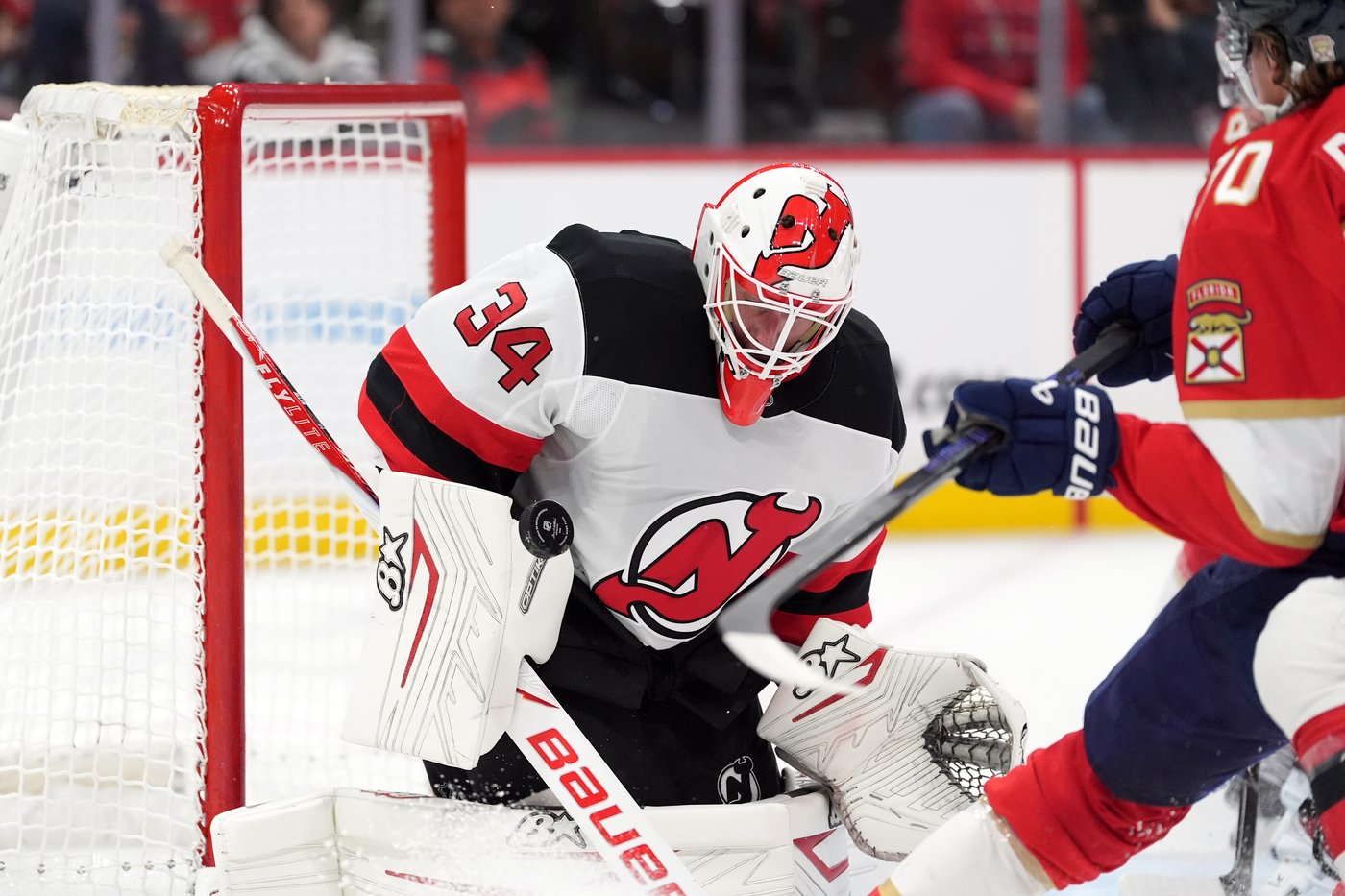 Sergei Bobrovsky gets the shutout, Panthers honor Jeff Petry and then top Devils 1-0 | iNFOnews.ca Sergei Bobrovsky gets the shutout, Panthers honor Jeff Petry and then top Devils 1-0 | iNFOnews.ca