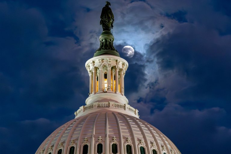 Congress keeps holding all-nighters, creating dysfunction after dark | iNFOnews.ca
