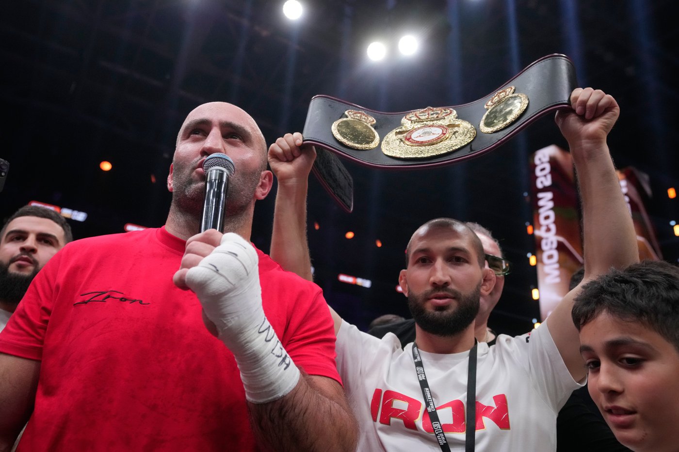 Gassiev marks first WBA heavyweight title defense by stopping Kadiru in round 6 | iNFOnews.ca Gassiev marks first WBA heavyweight title defense by stopping Kadiru in round 6 | iNFOnews.ca