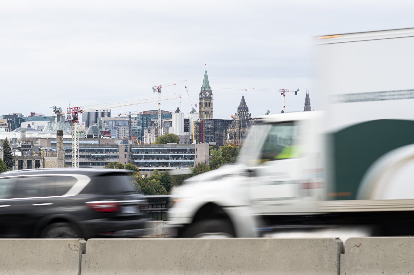 Quebec's chief coroner orders inquiry into deaths linked to heavy-truck collisions | iNFOnews.ca Quebec's chief coroner orders inquiry into deaths linked to heavy-truck collisions | iNFOnews.ca
